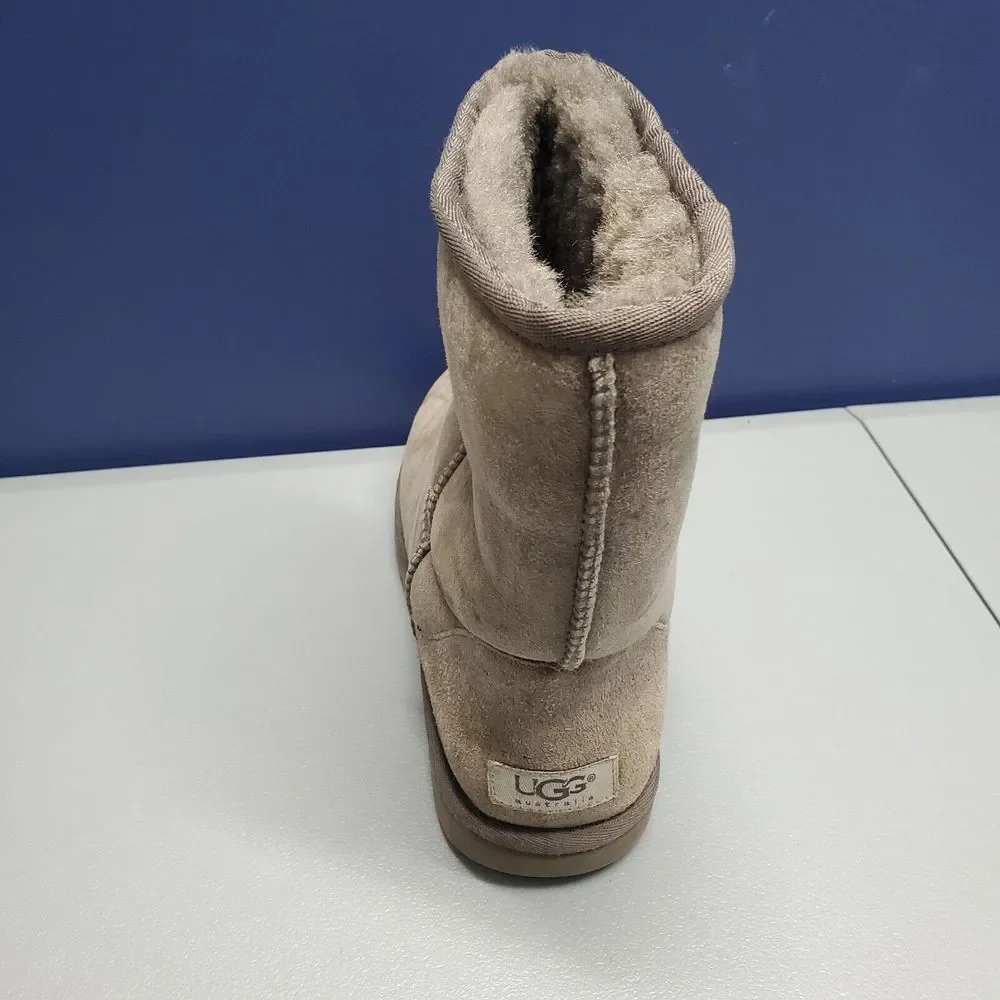 UGG australia classic